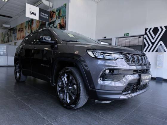 JEEP COMPASS 1.3 T270 TURBO FLEX LONGITUDE AT6
